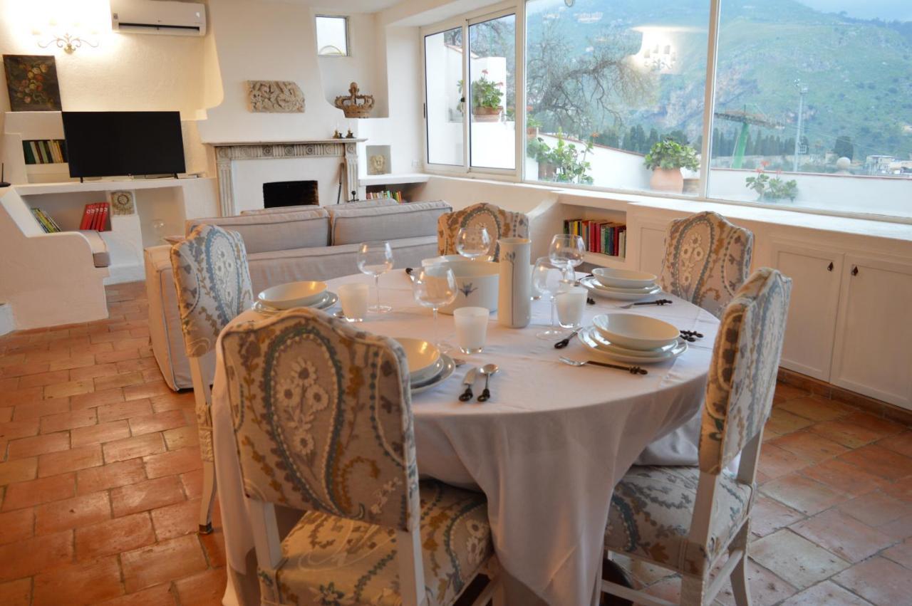 La Casa Nella Roccia Villa Таормина Екстериор снимка